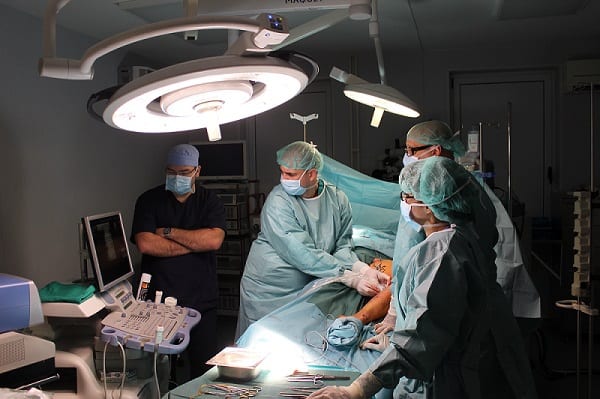 Operacija stripping vena - dr Igor Končar Operacija stripping vena - dr Igor Končar